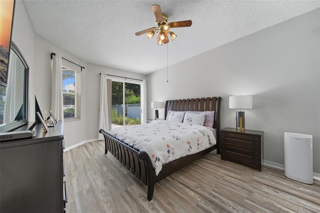 For Sale: $665,000 (4 beds, 3 baths, 2537 Square Feet)