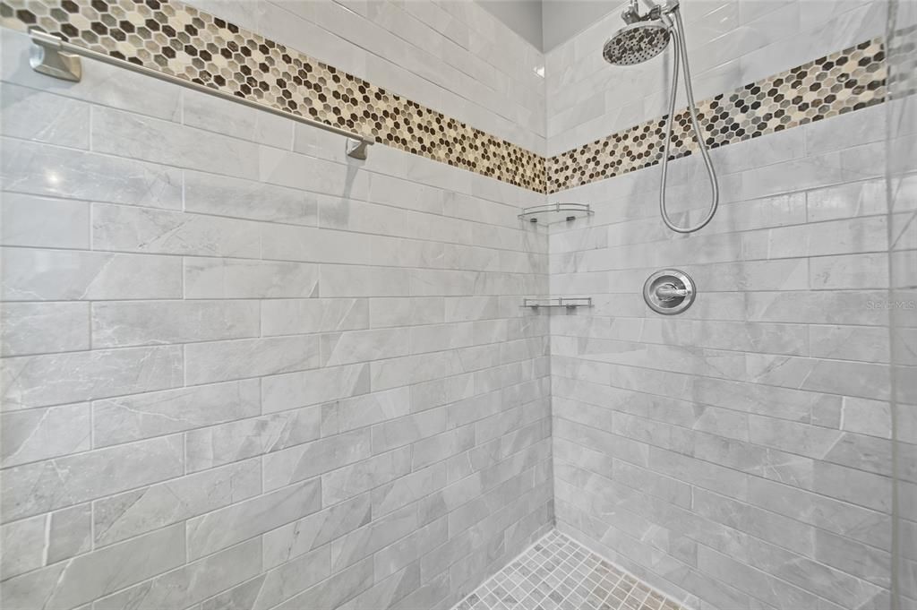 For Sale: $665,000 (4 beds, 3 baths, 2537 Square Feet)