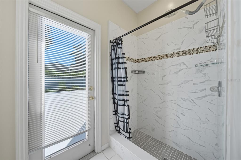 For Sale: $665,000 (4 beds, 3 baths, 2537 Square Feet)