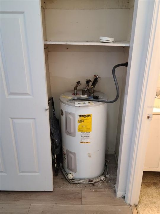 待售: $85,000 (1 贝兹, 1 浴室, 576 平方英尺)