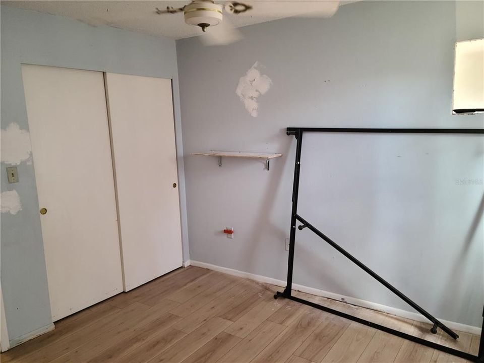 待售: $85,000 (1 贝兹, 1 浴室, 576 平方英尺)