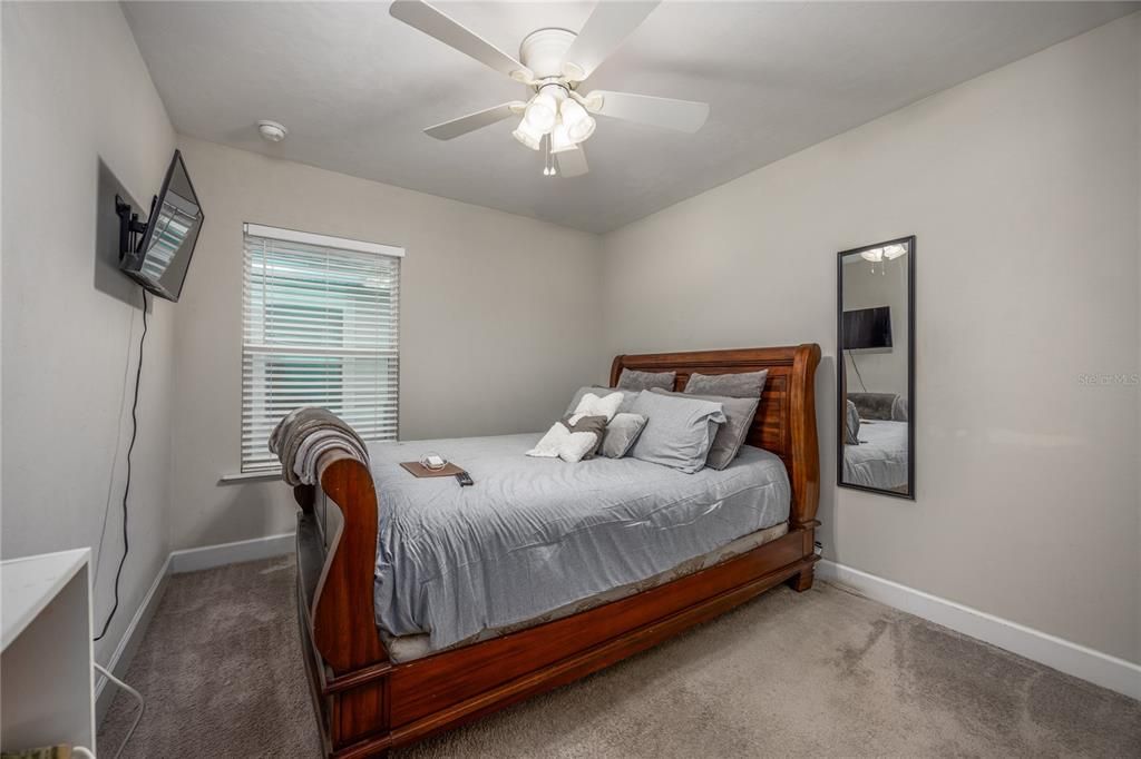 待售: $292,900 (3 贝兹, 2 浴室, 1334 平方英尺)