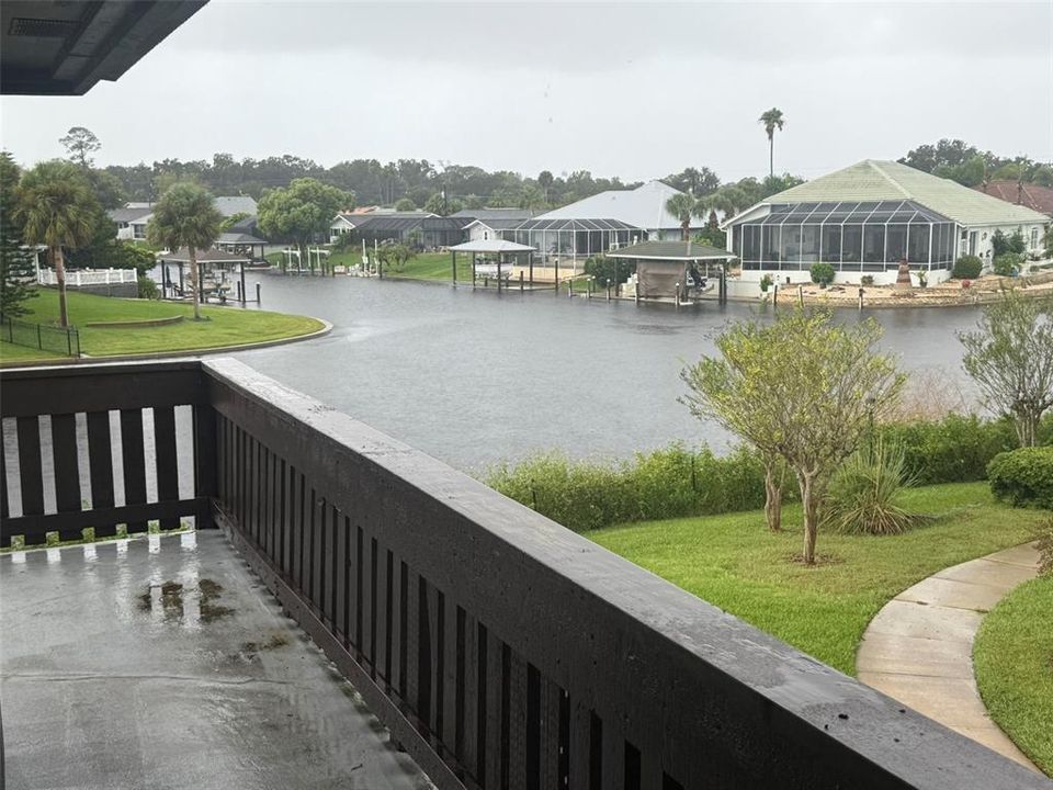 待售: $199,900 (2 贝兹, 2 浴室, 986 平方英尺)