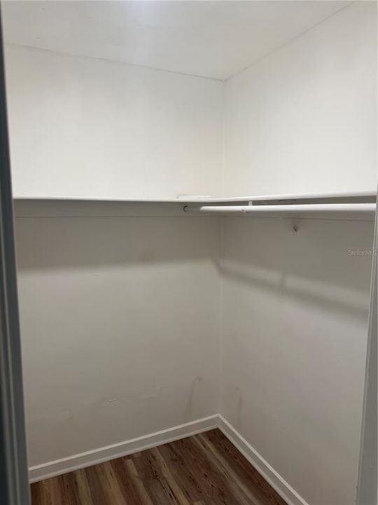 待售: $199,900 (2 贝兹, 2 浴室, 986 平方英尺)