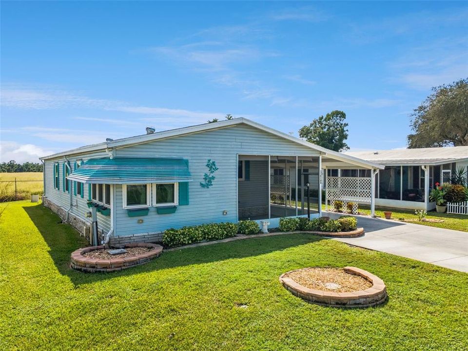 Под контрактом: $179,000 (2 спален, 2 ванн, 1342 Квадратных фут)