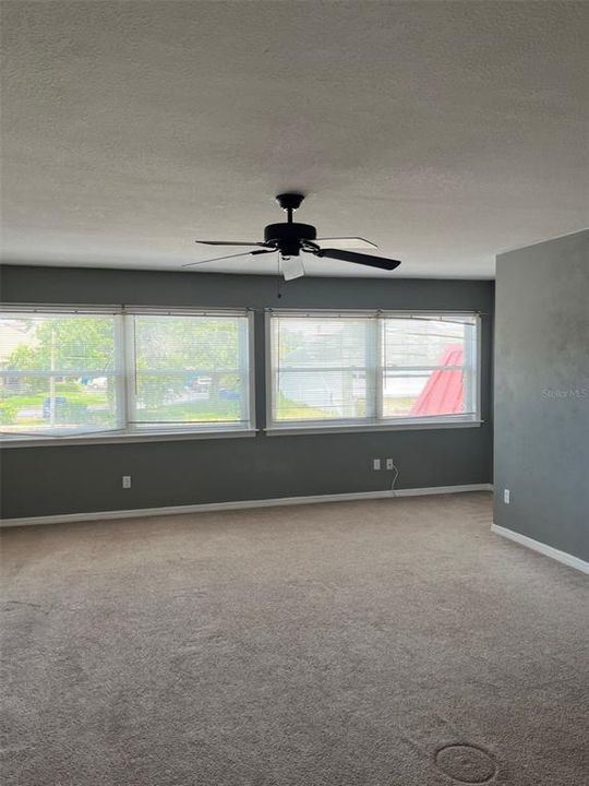 En Venta: $449,900 (2 camas, 0 baños, 2967 Pies cuadrados)