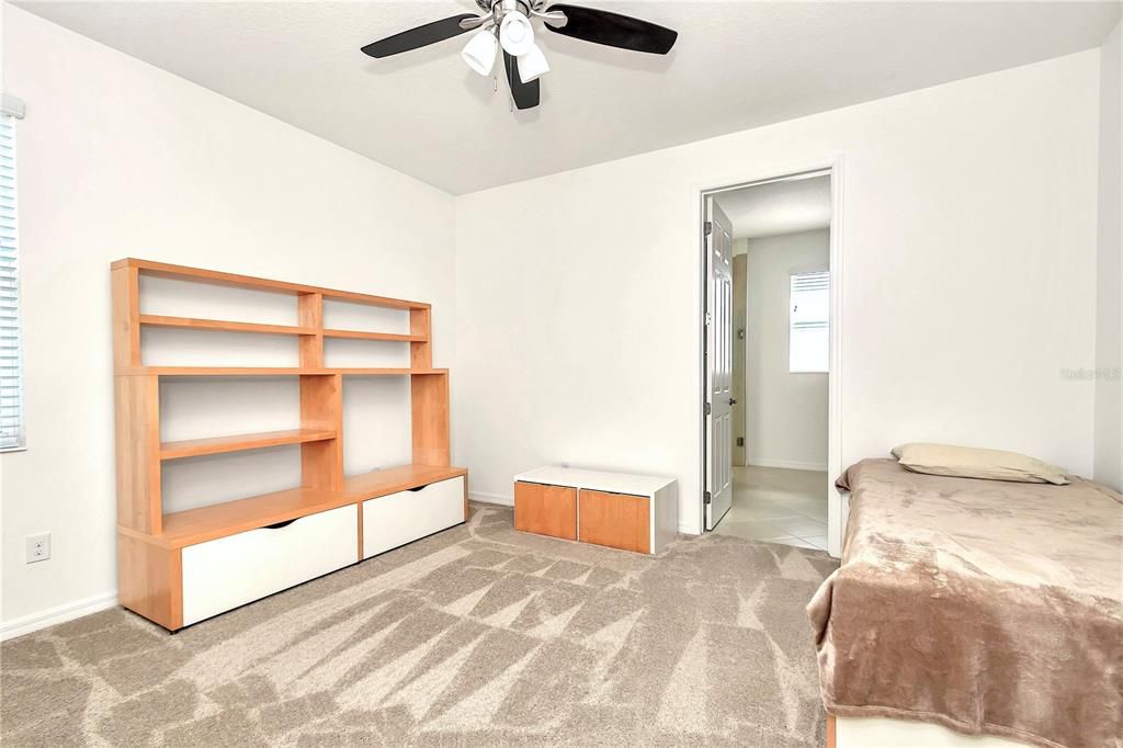 Active With Contract: $359,800 (3 beds, 3 baths, 2703 Square Feet)