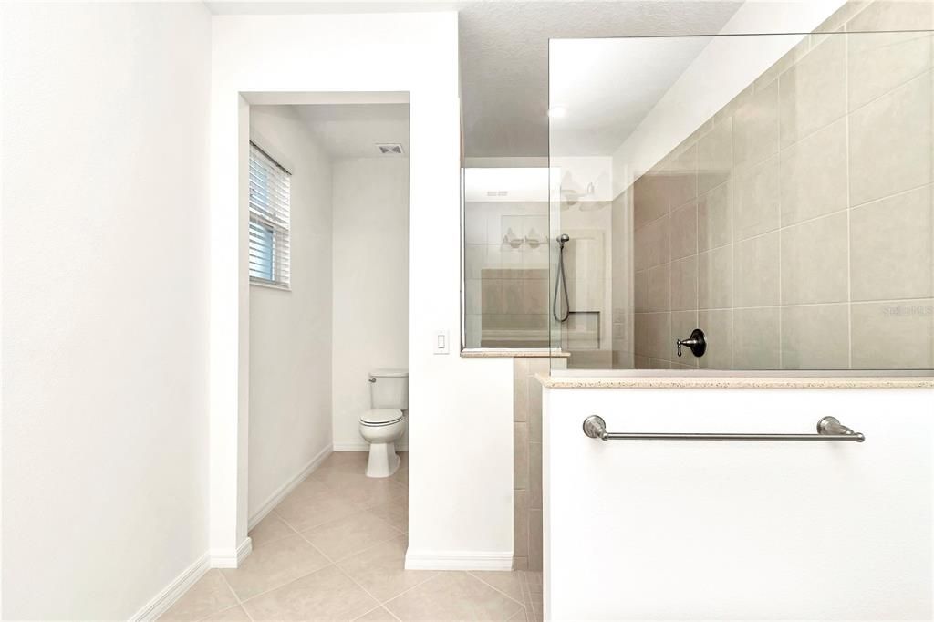 Active With Contract: $359,800 (3 beds, 3 baths, 2703 Square Feet)