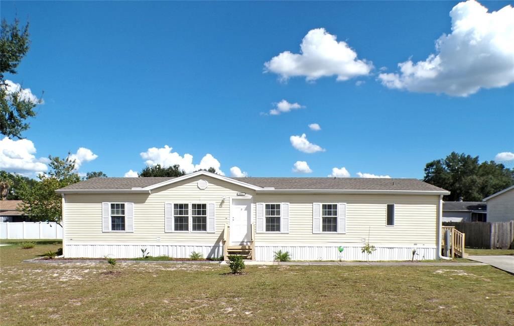 Active With Contract: $199,000 (4 beds, 2 baths, 1566 Square Feet)