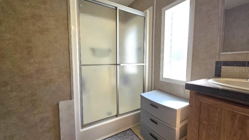 Active With Contract: $199,000 (4 beds, 2 baths, 1566 Square Feet)