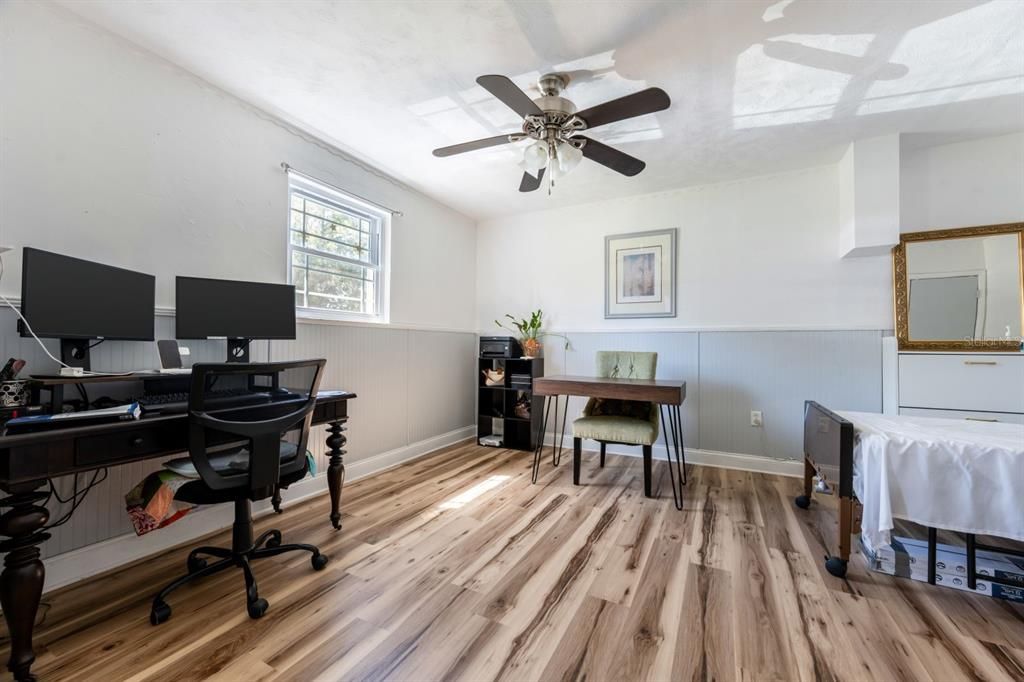 Active With Contract: $259,900 (3 beds, 2 baths, 1344 Square Feet)