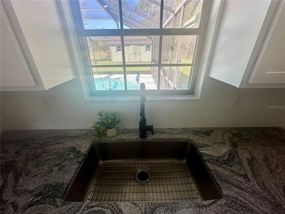 待售: $299,500 (3 贝兹, 2 浴室, 1460 平方英尺)