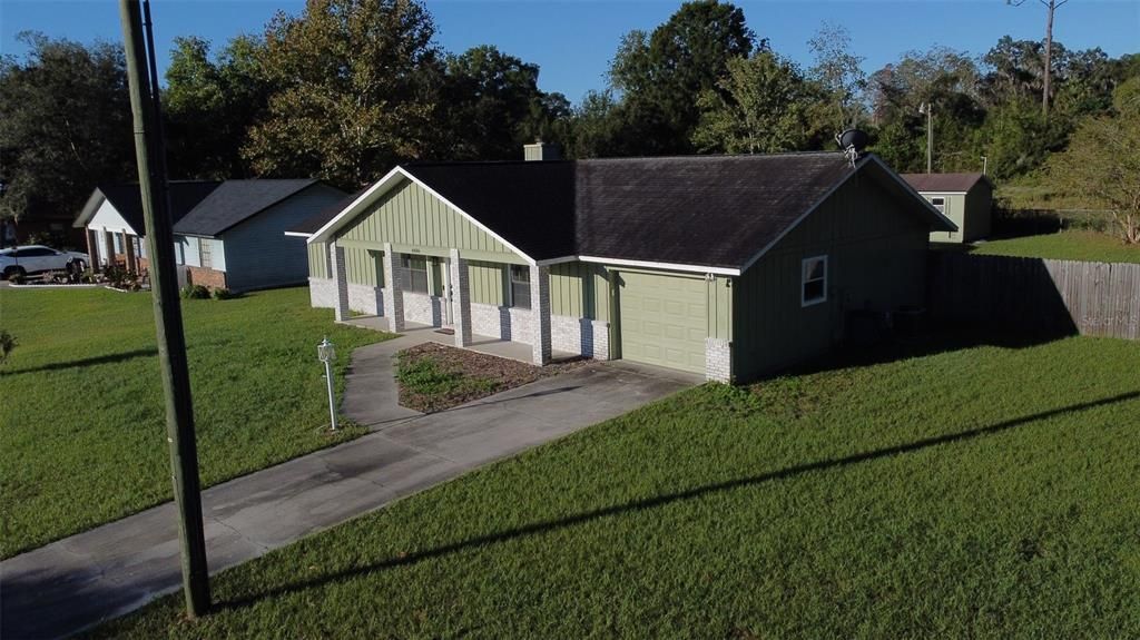 待售: $299,500 (3 贝兹, 2 浴室, 1460 平方英尺)