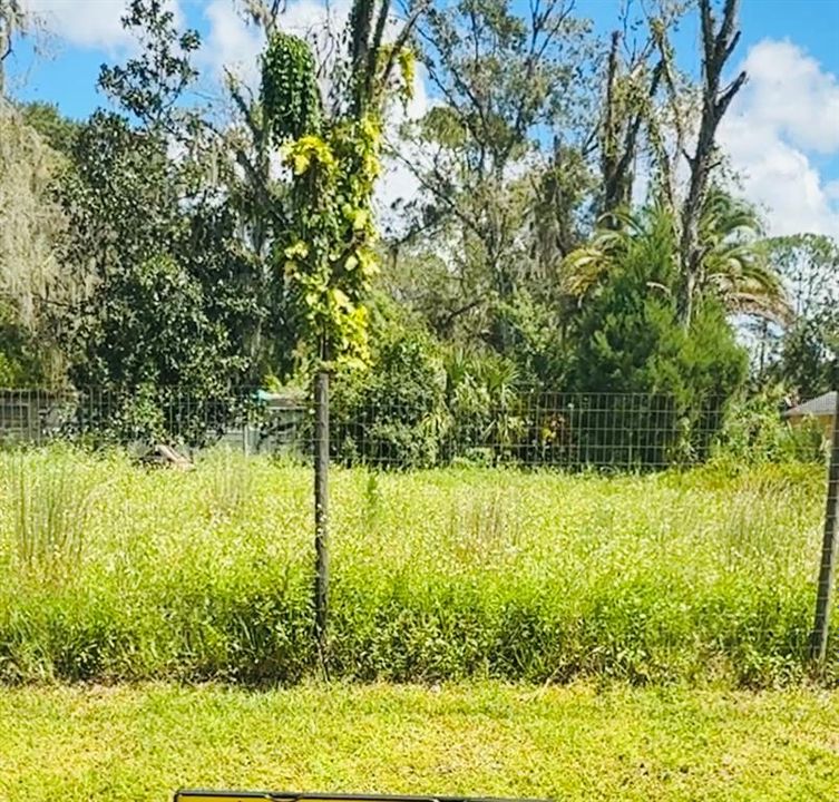 Recently Sold: $105,000 (1.01 acres)