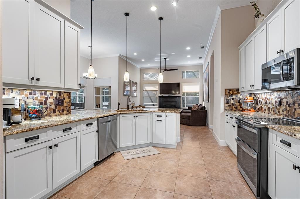 待售: $750,000 (4 贝兹, 3 浴室, 2910 平方英尺)