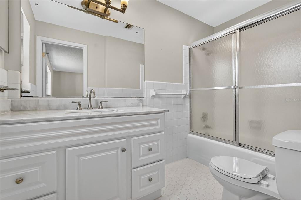 待售: $575,000 (4 贝兹, 2 浴室, 2617 平方英尺)