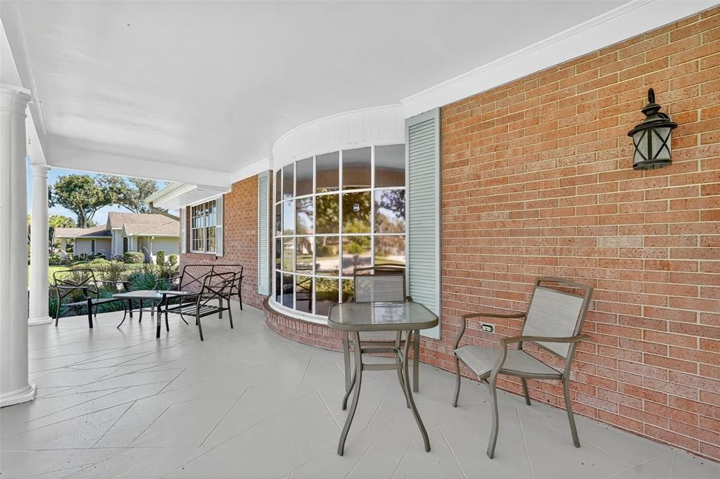 待售: $575,000 (4 贝兹, 2 浴室, 2617 平方英尺)