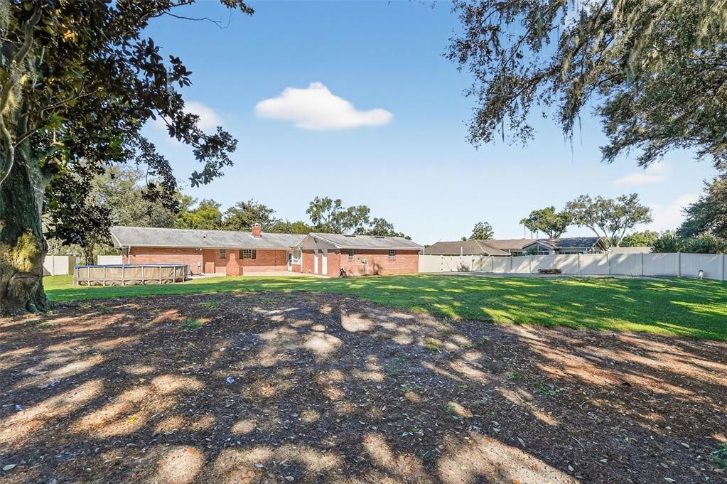 待售: $575,000 (4 贝兹, 2 浴室, 2617 平方英尺)