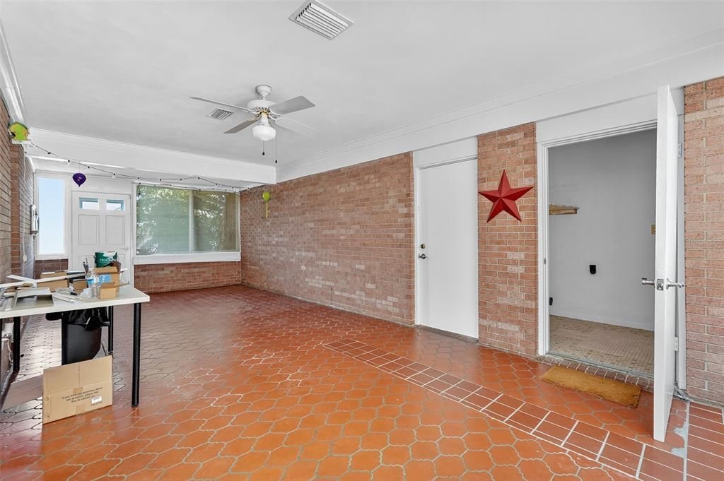 待售: $575,000 (4 贝兹, 2 浴室, 2617 平方英尺)