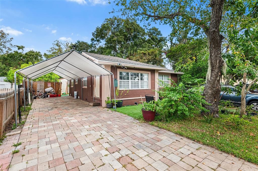 Activo con contrato: $200,000 (2 camas, 1 baños, 1090 Pies cuadrados)