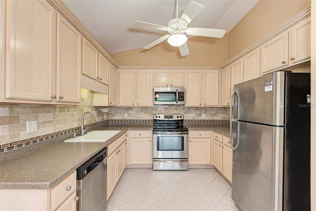 For Sale: $244,000 (3 beds, 2 baths, 1759 Square Feet)