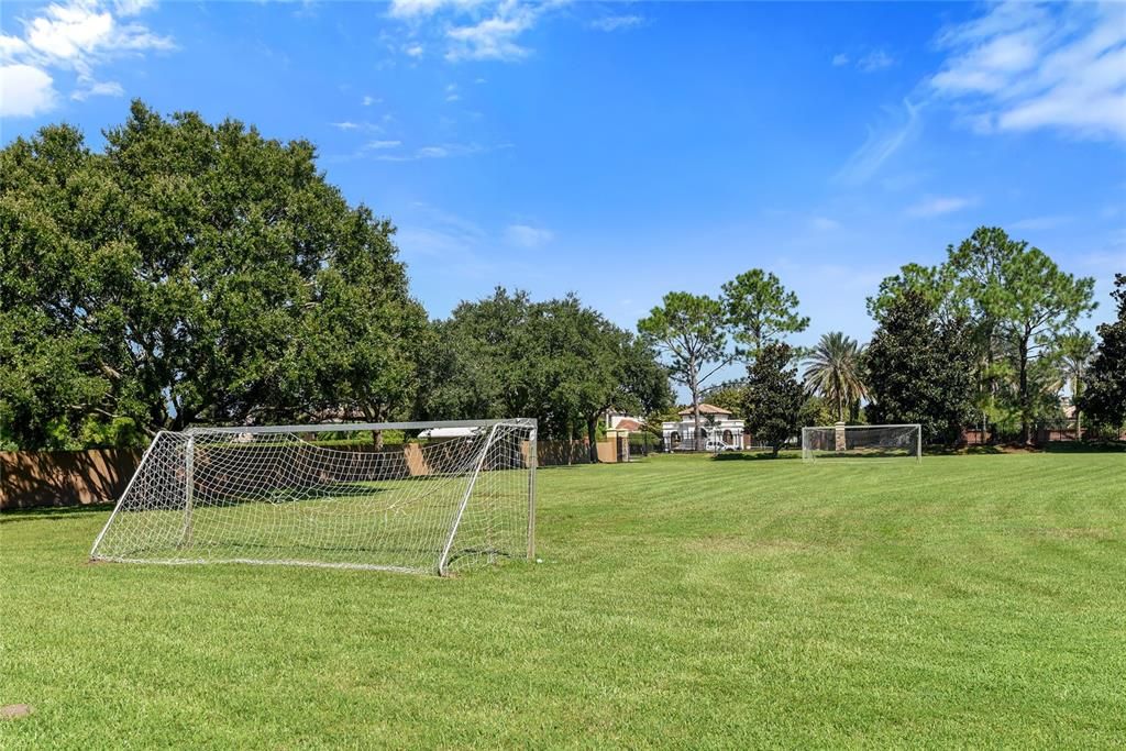 For Sale: $1,950,000 (5 beds, 4 baths, 4489 Square Feet)