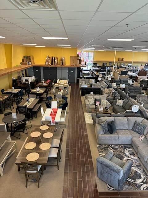 合同活跃: $283,200 (0 贝兹, 0 浴室, 10115 平方英尺)