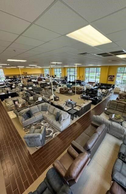 合同活跃: $283,200 (0 贝兹, 0 浴室, 10115 平方英尺)