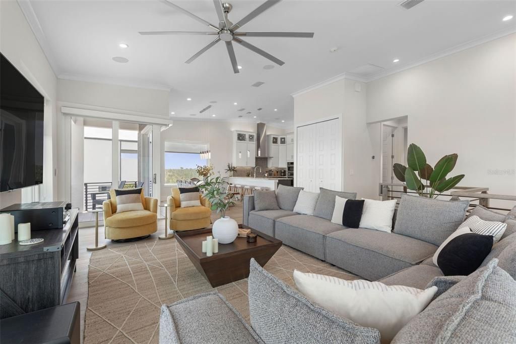 出租: $7,900 (5 贝兹, 4 浴室, 2960 平方英尺)