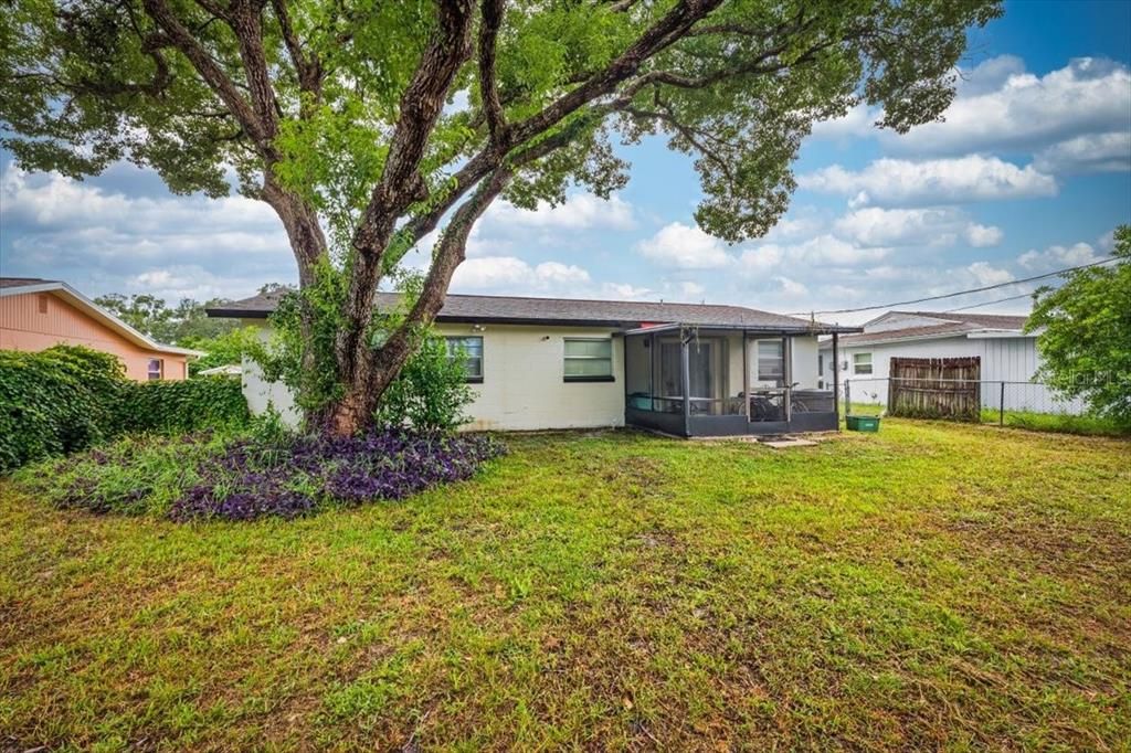 For Sale: $249,900 (3 beds, 2 baths, 1206 Square Feet)