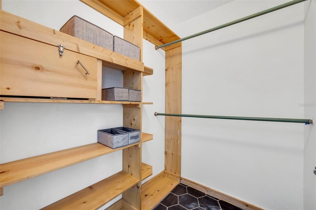 待售: $349,900 (3 贝兹, 2 浴室, 1357 平方英尺)