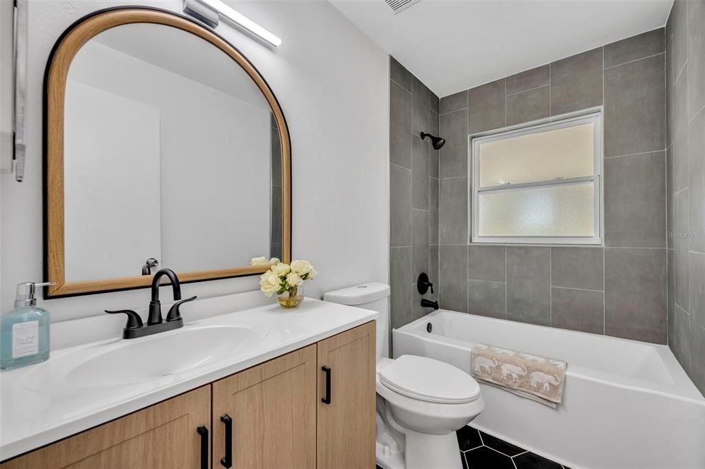 待售: $349,900 (3 贝兹, 2 浴室, 1357 平方英尺)