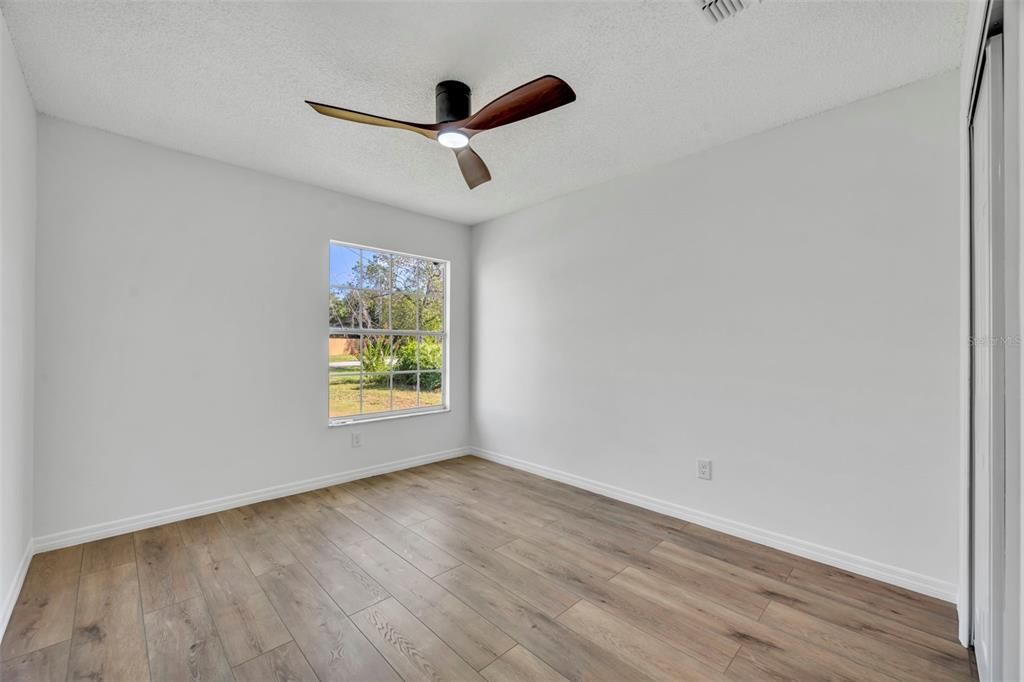 待售: $349,900 (3 贝兹, 2 浴室, 1357 平方英尺)