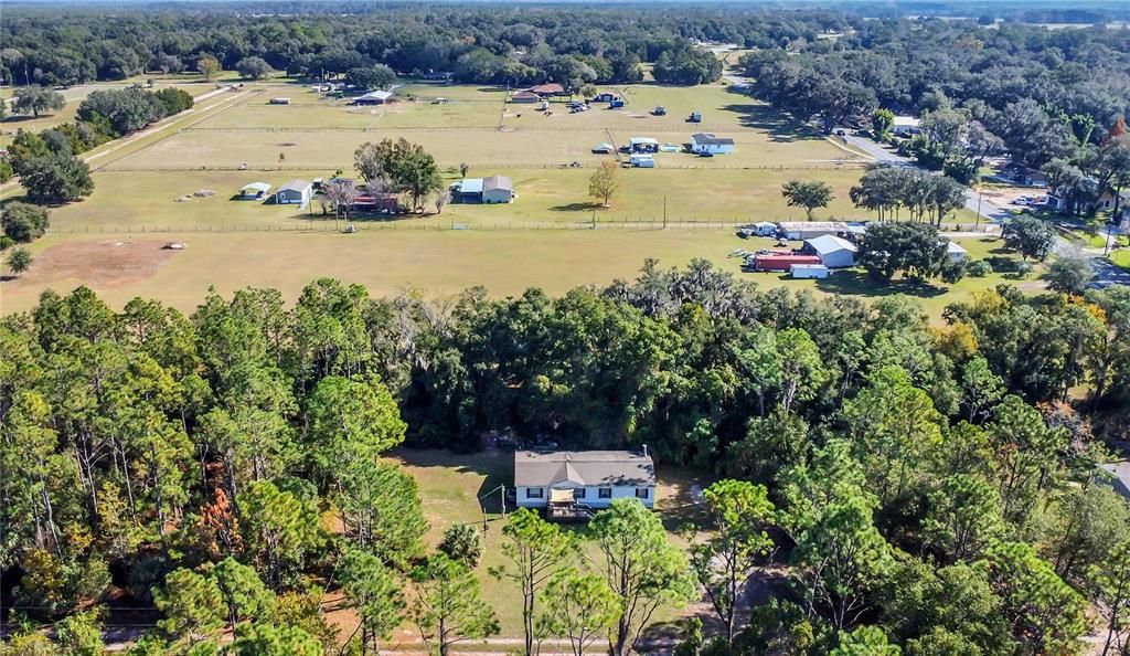 For Sale: $250,000 (3 beds, 2 baths, 1404 Square Feet)