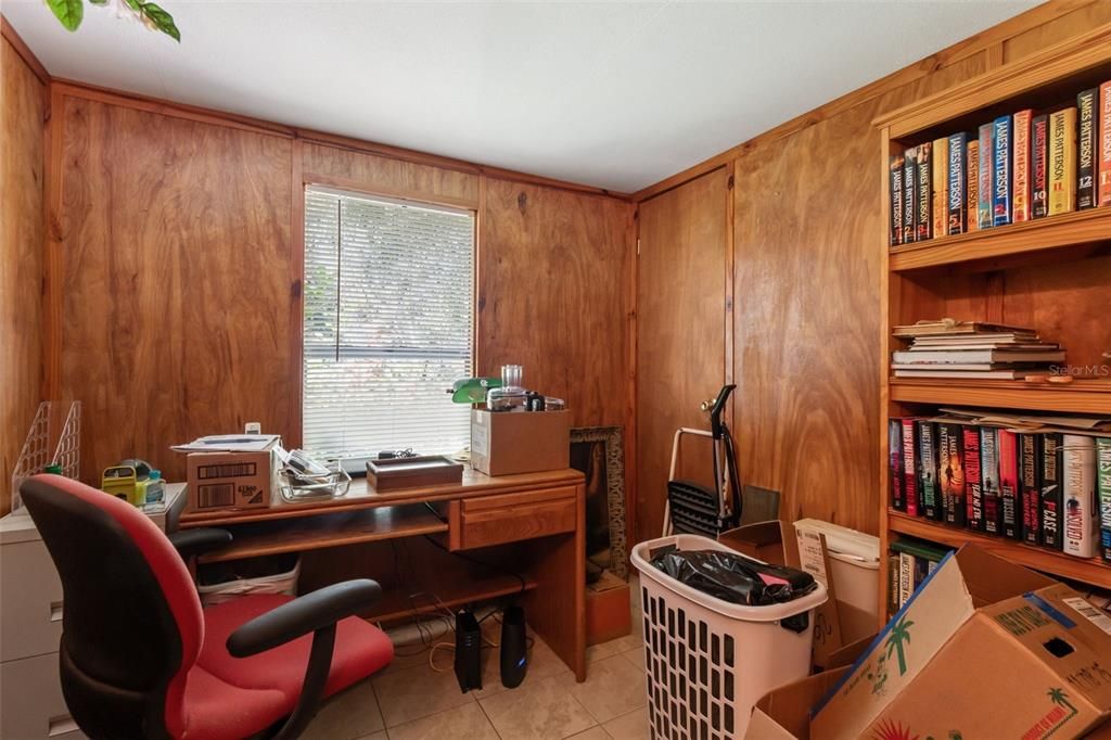 На продажу: $200,000 (3 спален, 2 ванн, 980 Квадратных фут)