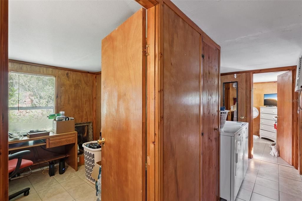 На продажу: $200,000 (3 спален, 2 ванн, 980 Квадратных фут)