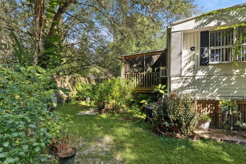 На продажу: $200,000 (3 спален, 2 ванн, 980 Квадратных фут)