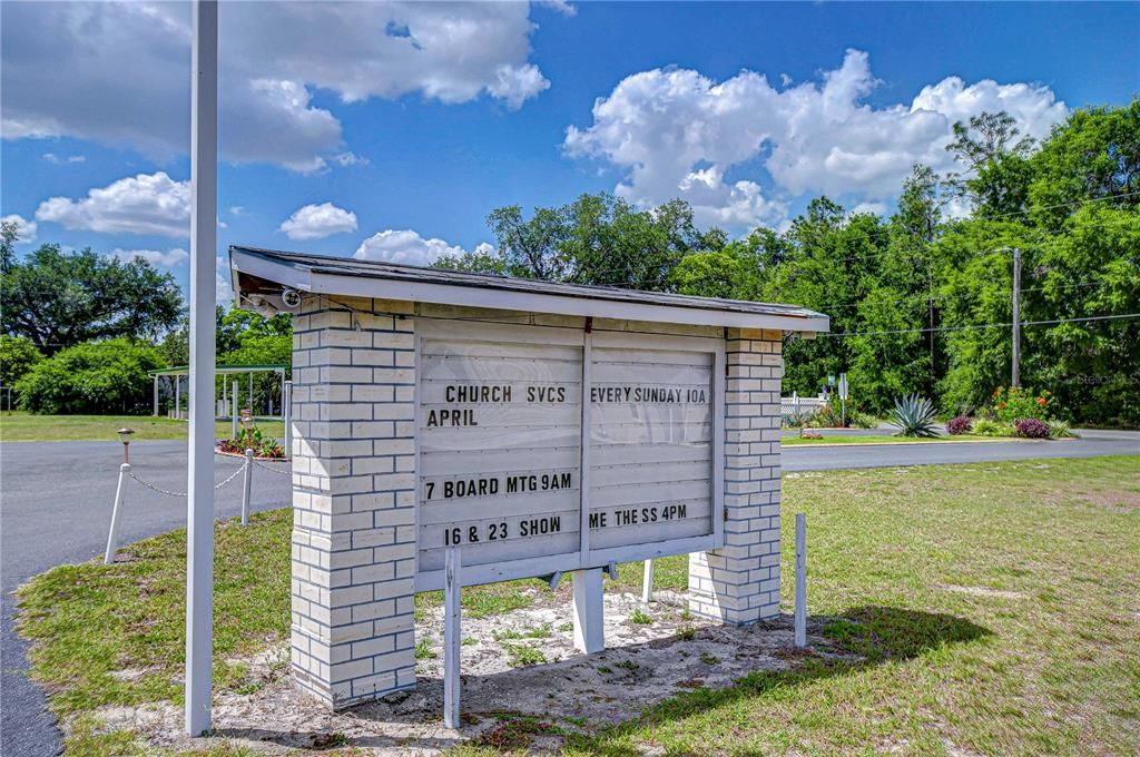 For Sale: $137,000 (2 beds, 2 baths, 864 Square Feet)