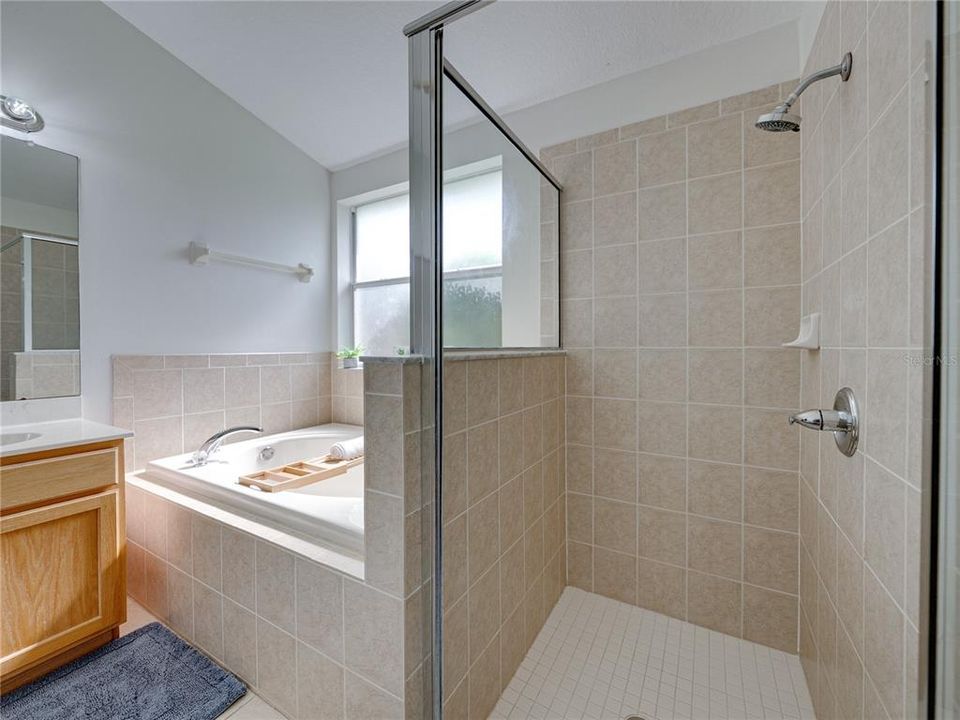 На продажу: $465,000 (3 спален, 2 ванн, 1935 Квадратных фут)