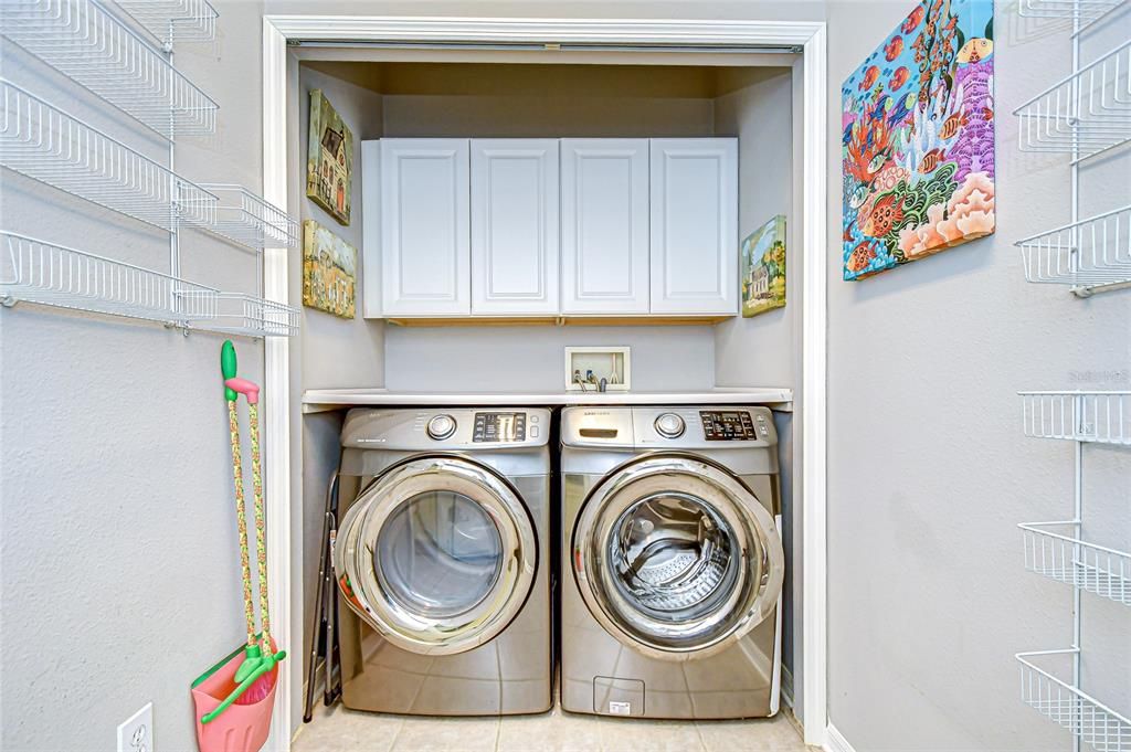 合同活跃: $400,000 (3 贝兹, 2 浴室, 1757 平方英尺)