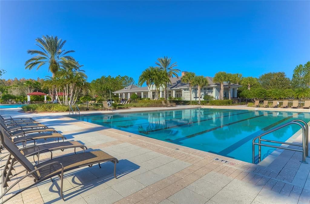 合同活跃: $400,000 (3 贝兹, 2 浴室, 1757 平方英尺)