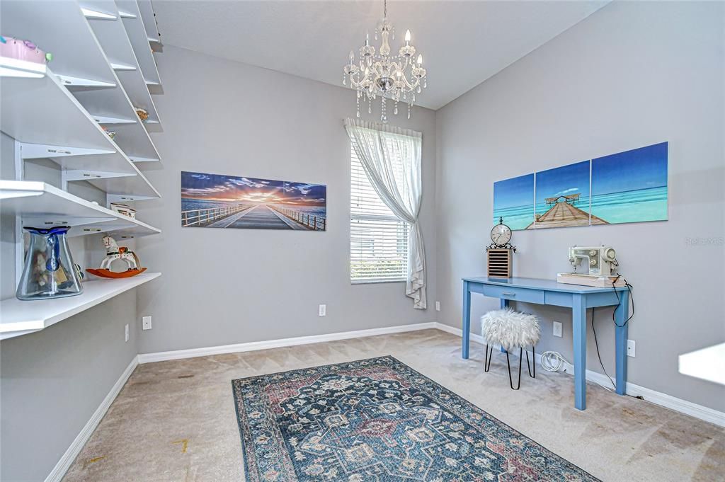 合同活跃: $400,000 (3 贝兹, 2 浴室, 1757 平方英尺)