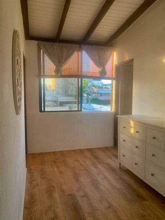 En Venta: $595,000 (3 camas, 1 baños, 1016 Pies cuadrados)