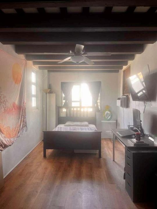 En Venta: $595,000 (3 camas, 1 baños, 1016 Pies cuadrados)