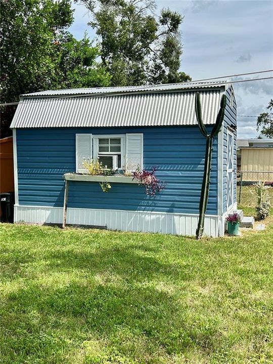 For Sale: $205,000 (2 beds, 1 baths, 624 Square Feet)