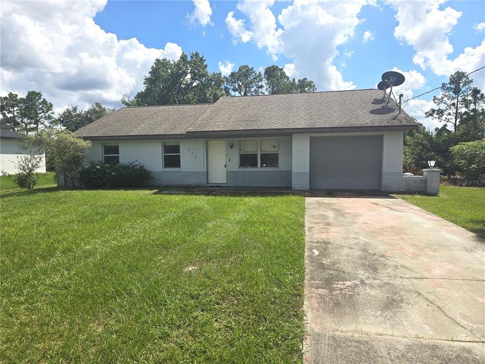 Recently Sold: $159,000 (3 beds, 2 baths, 1409 Square Feet)