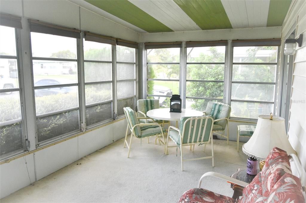 На продажу: $180,000 (2 спален, 2 ванн, 1008 Квадратных фут)