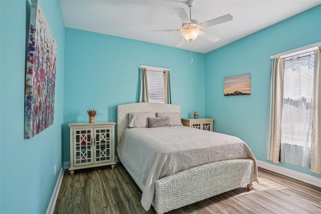 Active With Contract: $419,000 (3 beds, 2 baths, 1712 Square Feet)