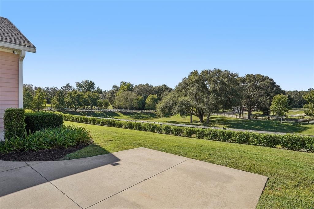 Active With Contract: $419,000 (3 beds, 2 baths, 1712 Square Feet)