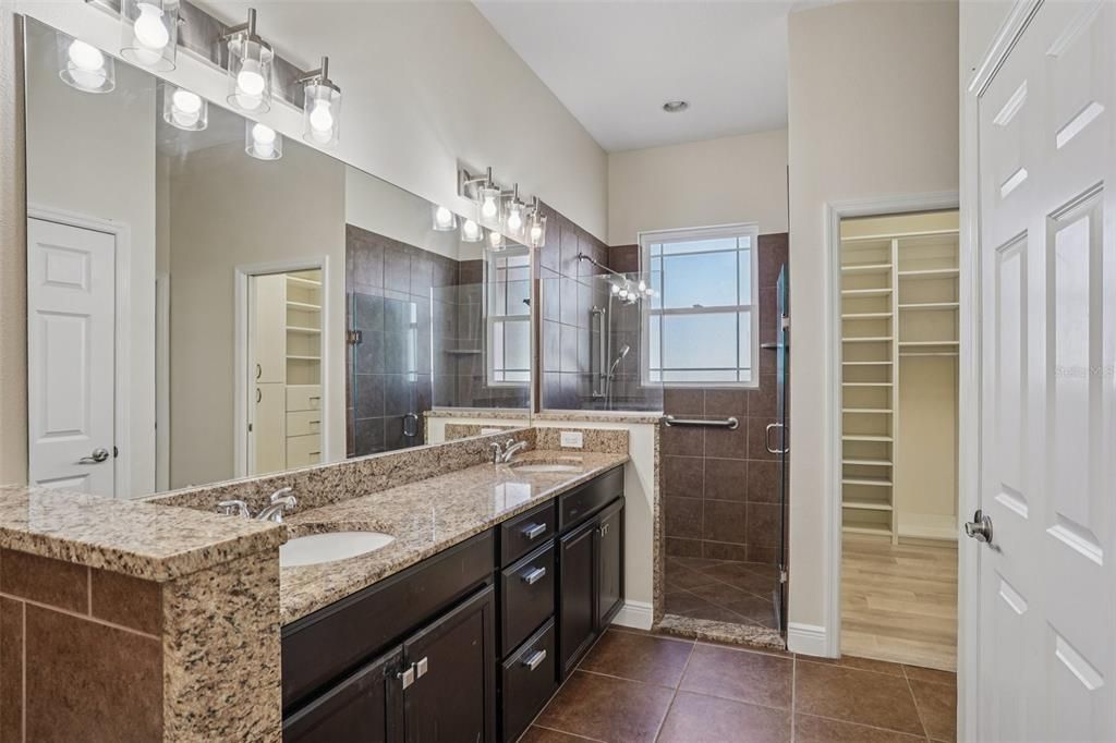 Active With Contract: $419,000 (3 beds, 2 baths, 1712 Square Feet)